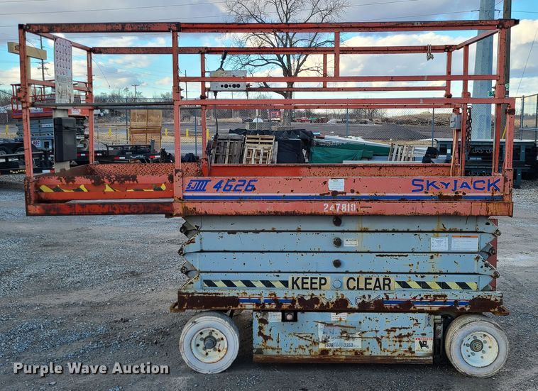 image for item DJ1720 Skyjack SJIII 4626  scissor lift