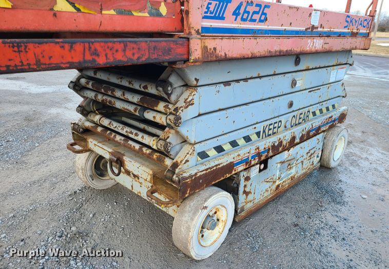 image for item DJ1720 Skyjack SJIII 4626  scissor lift