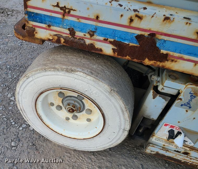 image for item DJ1720 Skyjack SJIII 4626  scissor lift