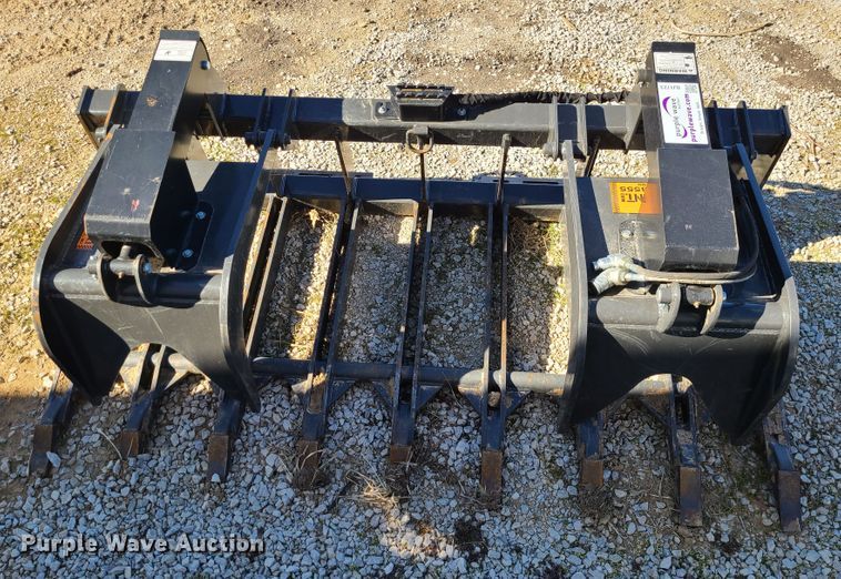 image for item DJ1723 84" W skid steer grapple bucket