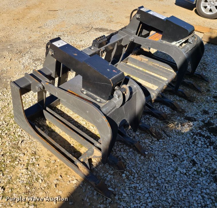 image for item DJ1723 84" W skid steer grapple bucket