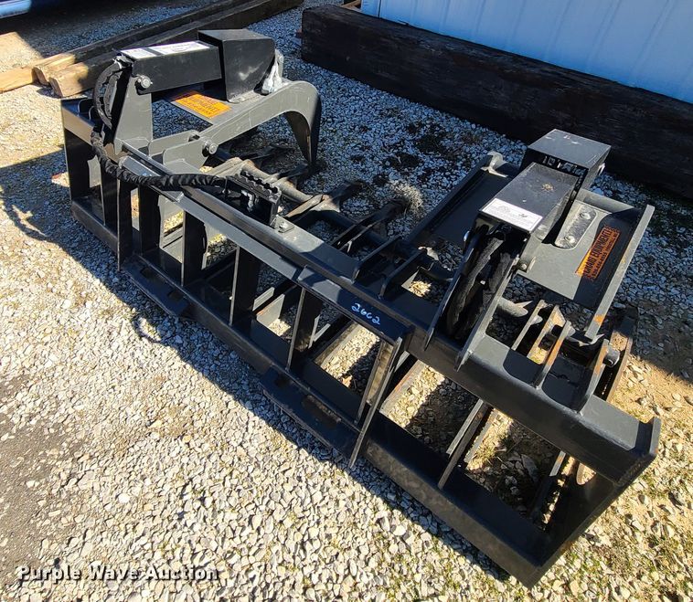 image for item DJ1723 84" W skid steer grapple bucket