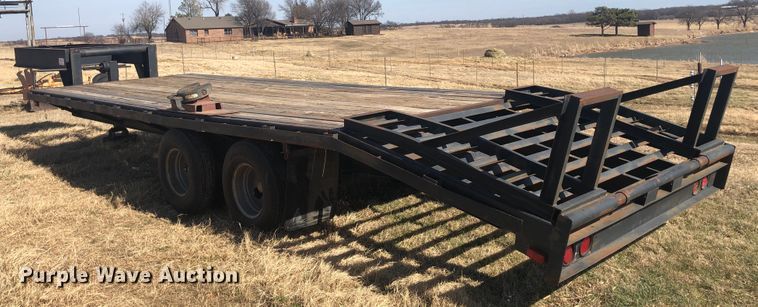 image for item DL0707 1985  equipment trailer