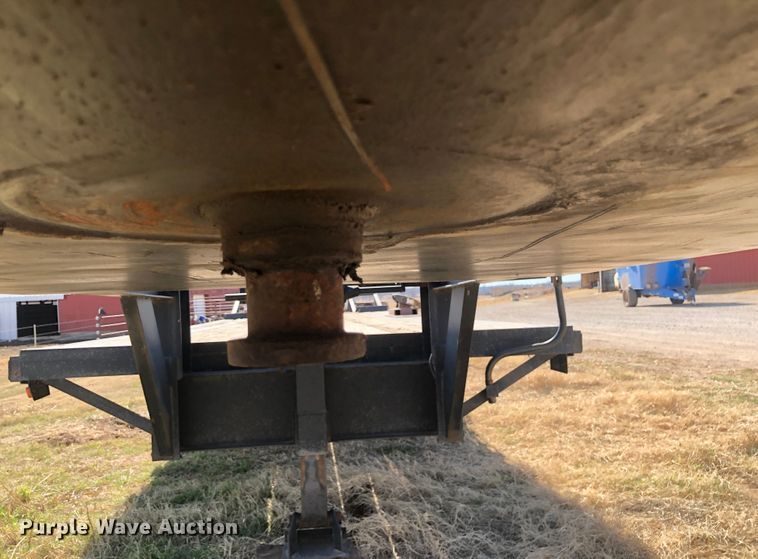 image for item DL0707 1985  equipment trailer