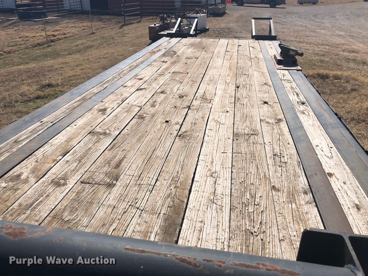 image for item DL0707 1985  equipment trailer