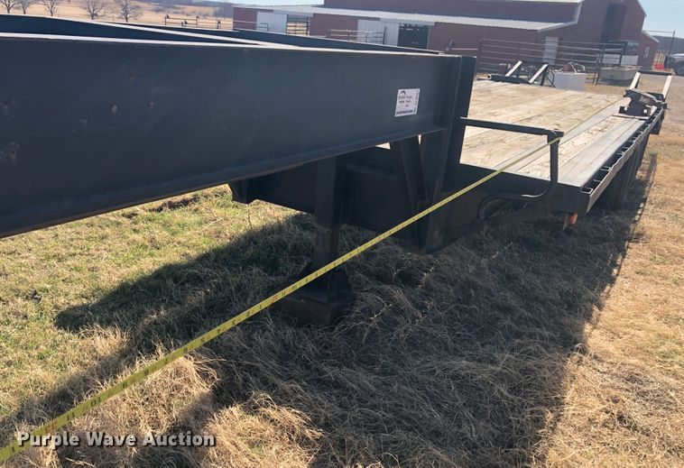 image for item DL0707 1985  equipment trailer