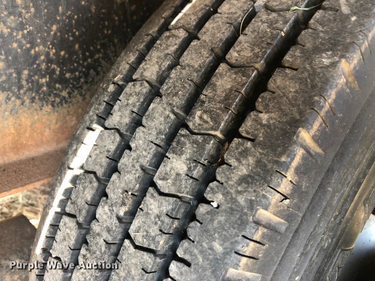 image for item DL0707 1985  equipment trailer