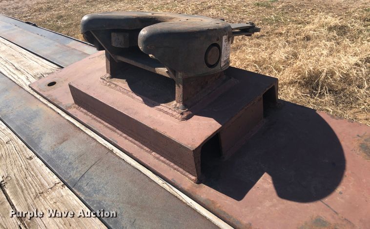 image for item DL0707 1985  equipment trailer