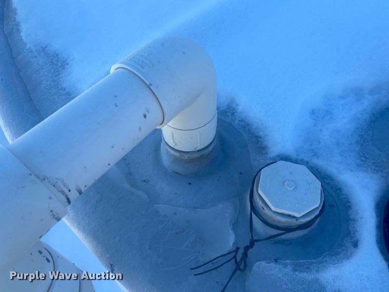 image for item DL1462 Fiberglass tank