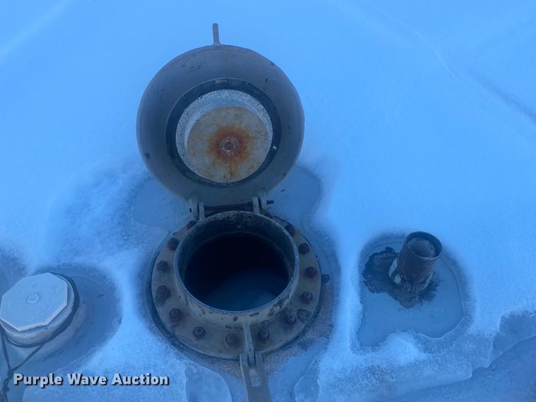 image for item DL1462 Fiberglass tank