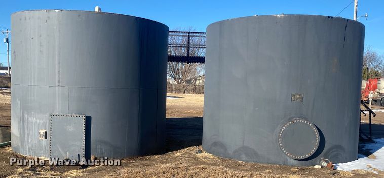 image for item DL1463 (2) tanks