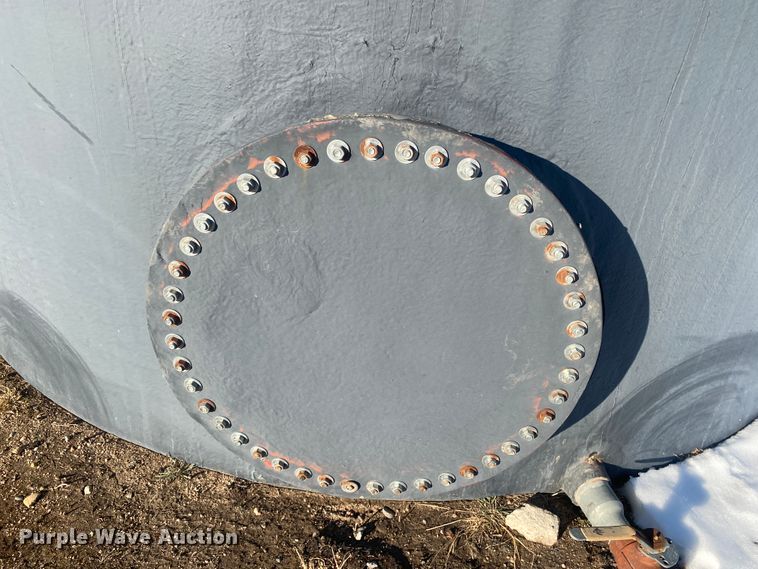 image for item DL1463 (2) tanks