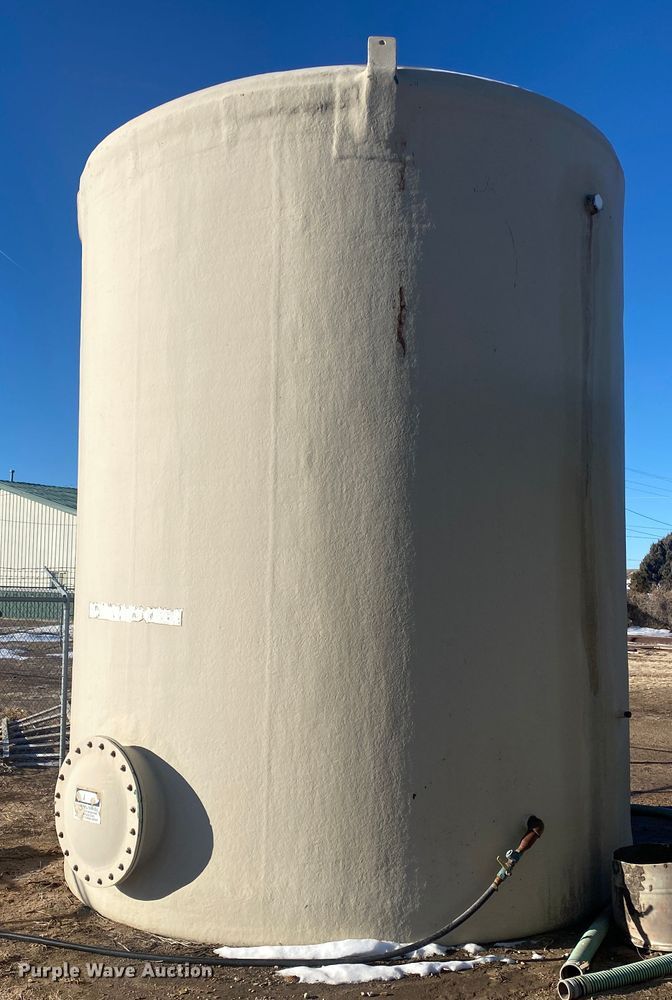 image for item DL1464 Fiberglass tank