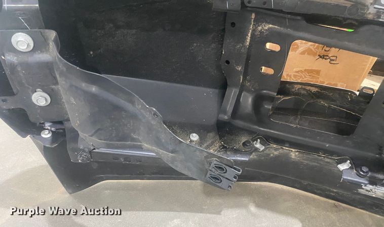 image for item DL1495 (2) Ford F550 front bumpers
