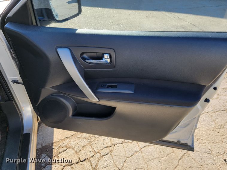 image for item DM7487 2008 Nissan Rogue  SUV