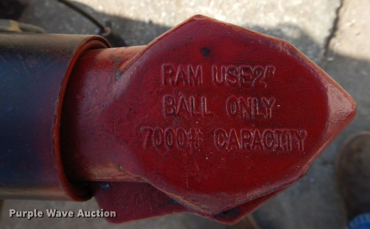 image for item DN2701 2014 Vermeer BC700XL  wood chipper