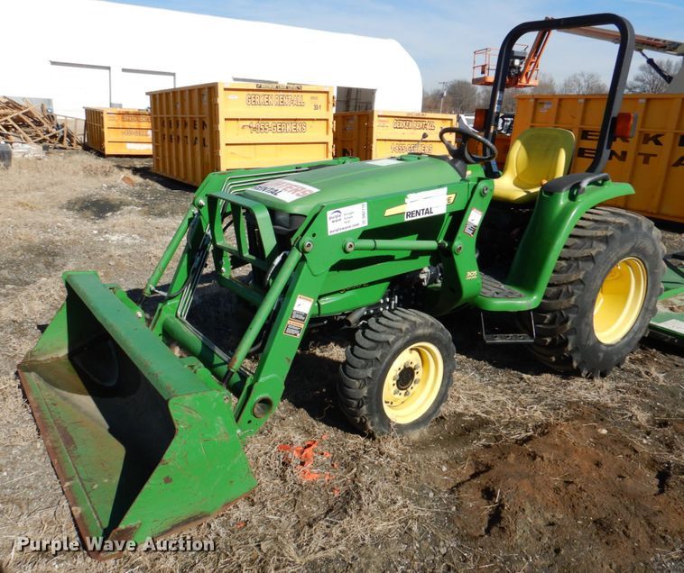 image for item DN2710 2014 John Deere 3038E  MFWD tractor