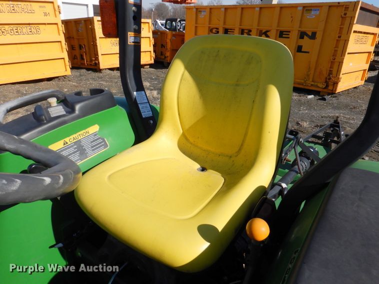 image for item DN2710 2014 John Deere 3038E  MFWD tractor