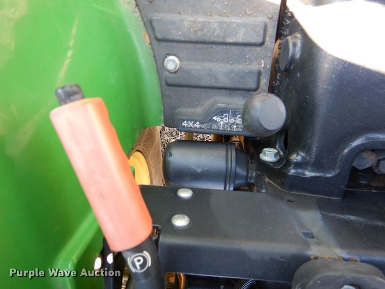 image for item DN2710 2014 John Deere 3038E  MFWD tractor