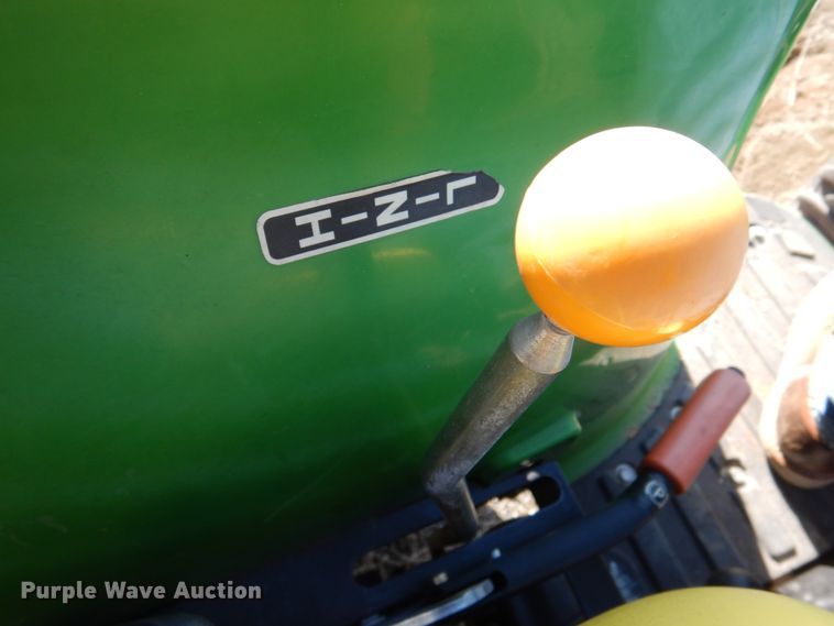 image for item DN2710 2014 John Deere 3038E  MFWD tractor