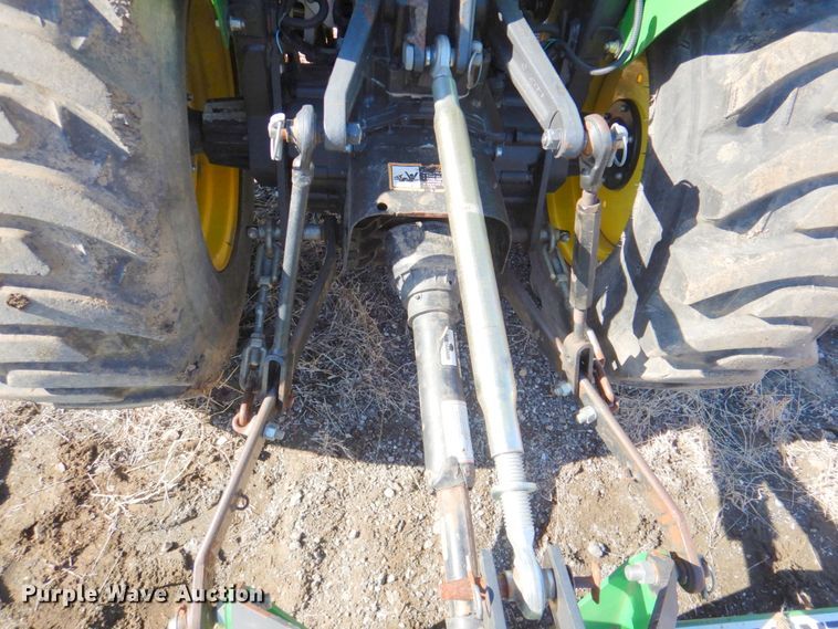 image for item DN2710 2014 John Deere 3038E  MFWD tractor