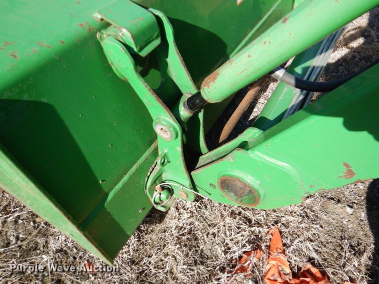 image for item DN2710 2014 John Deere 3038E  MFWD tractor