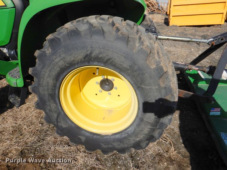 image for item DN2710 2014 John Deere 3038E  MFWD tractor