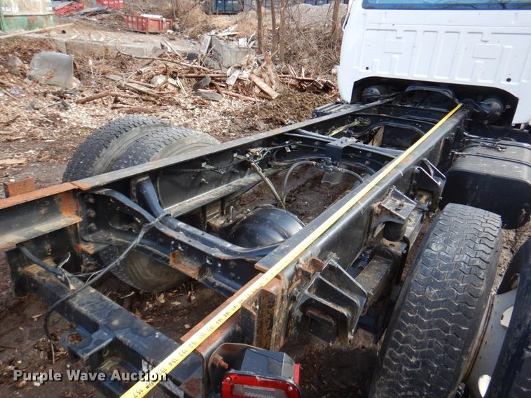 image for item DN7250 2008 Ford F750 Super Duty XL  truck cab and chassis