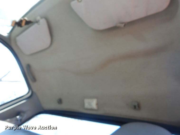 image for item DN7250 2008 Ford F750 Super Duty XL  truck cab and chassis