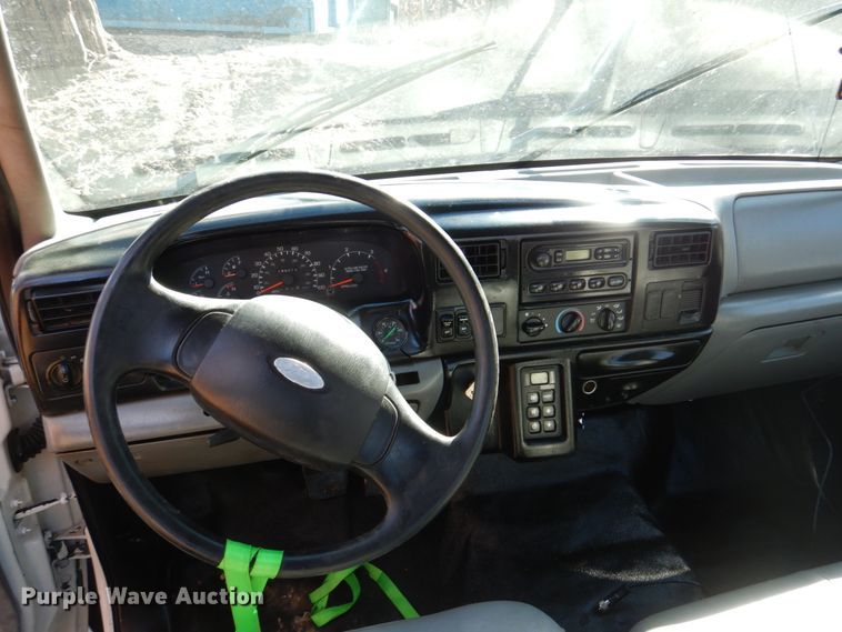 image for item DN7250 2008 Ford F750 Super Duty XL  truck cab and chassis