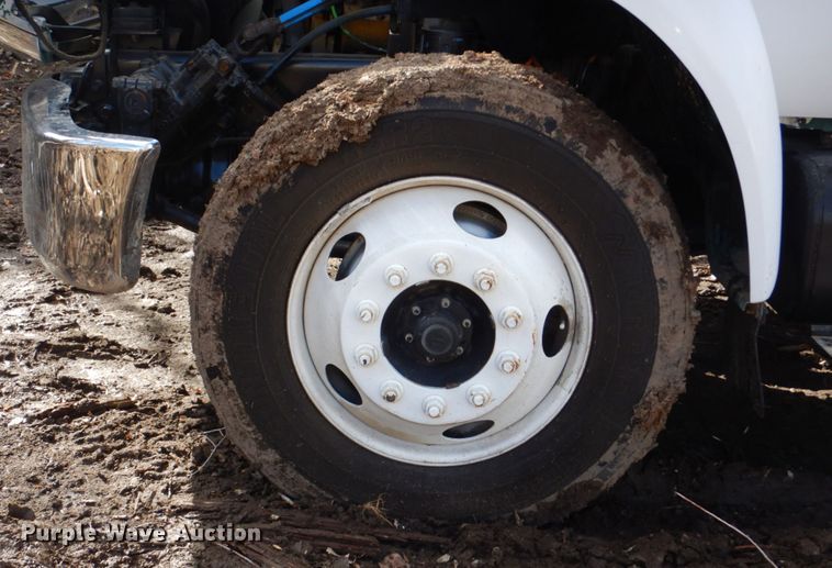 image for item DN7250 2008 Ford F750 Super Duty XL  truck cab and chassis