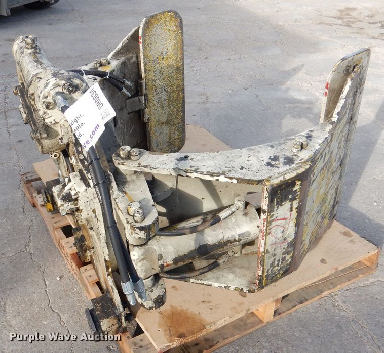 image for item DR0834 Cascade  forklift clamp