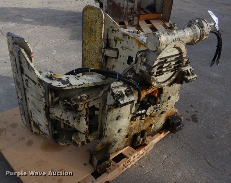 image for item DR0834 Cascade  forklift clamp