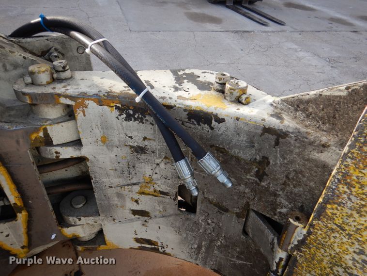 image for item DR0834 Cascade  forklift clamp