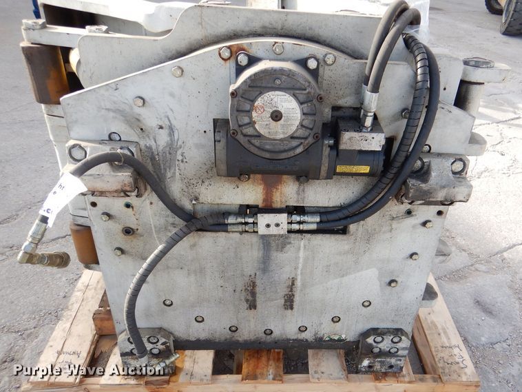 image for item DR0835 Cascade  forklift clamp