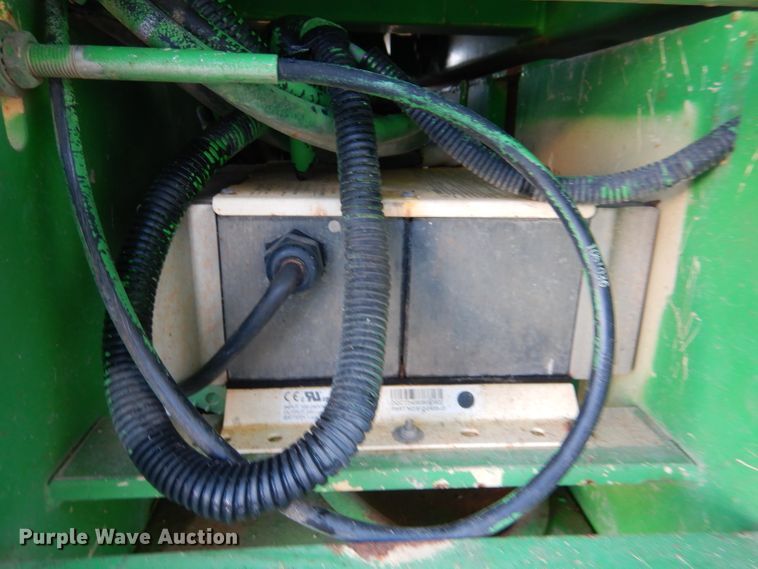 image for item DR0850 2004 JLG 1930ES  scissor lift