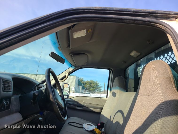 image for item GB9183 2000 Ford F450 Super Duty XL  dump truck