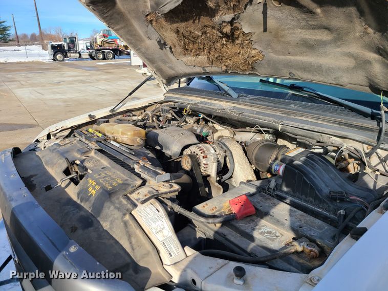 image for item GB9183 2000 Ford F450 Super Duty XL  dump truck