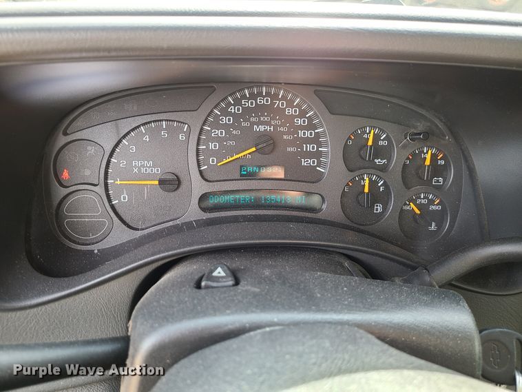 image for item GB9242 2003 Chevrolet Silverado 1500  Ext. Cab pickup truck