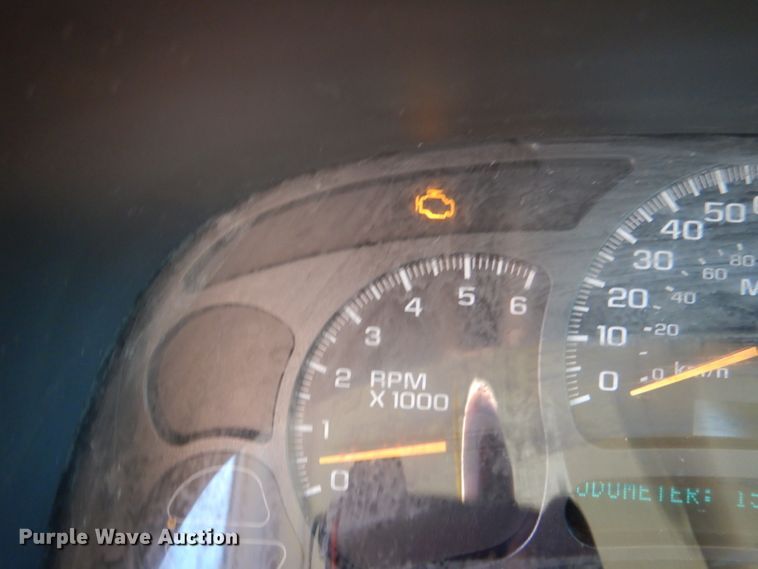 image for item HN9788 2003 GMC Sierra 1500  Ext. Cab pickup truck