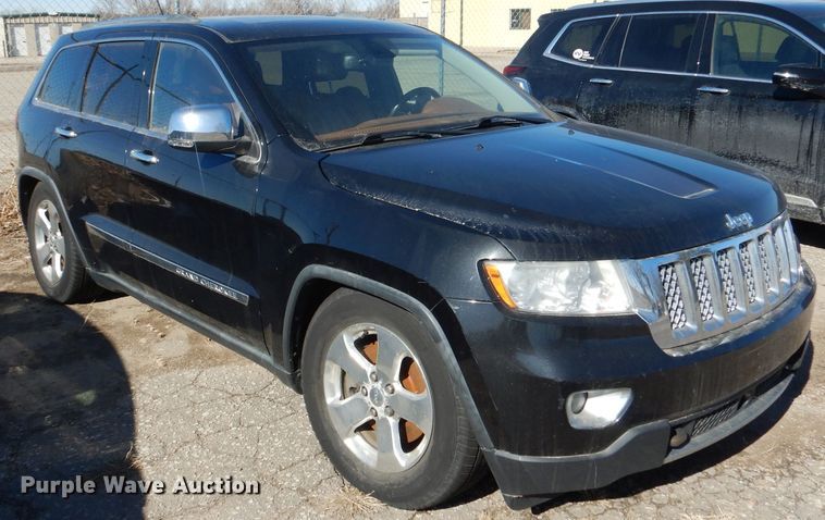 image for item HN9789 2011 Jeep Grand Cherokee  SUV