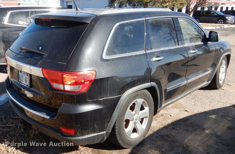image for item HN9789 2011 Jeep Grand Cherokee  SUV