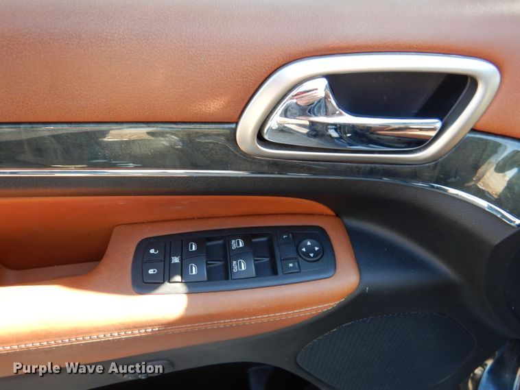 image for item HN9789 2011 Jeep Grand Cherokee  SUV