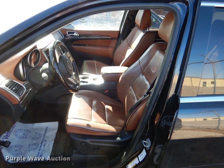 image for item HN9789 2011 Jeep Grand Cherokee  SUV