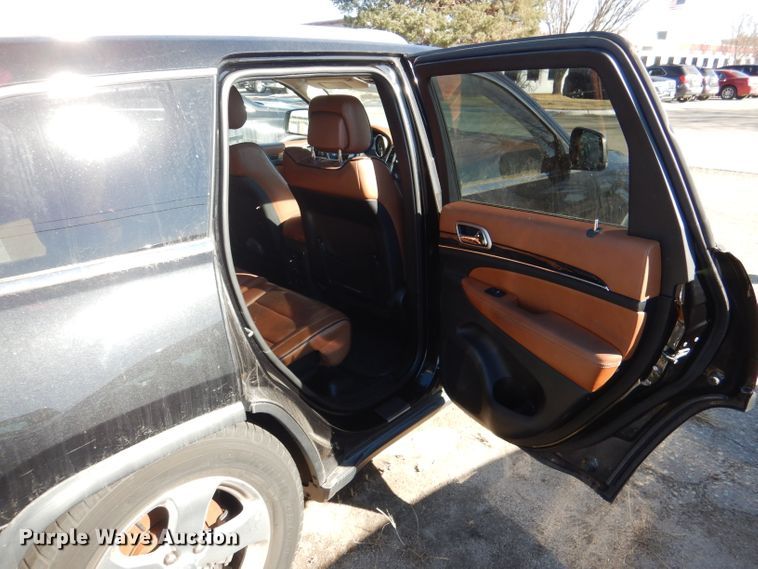 image for item HN9789 2011 Jeep Grand Cherokee  SUV