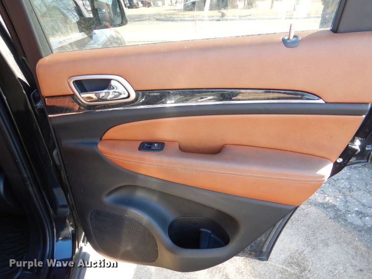 image for item HN9789 2011 Jeep Grand Cherokee  SUV