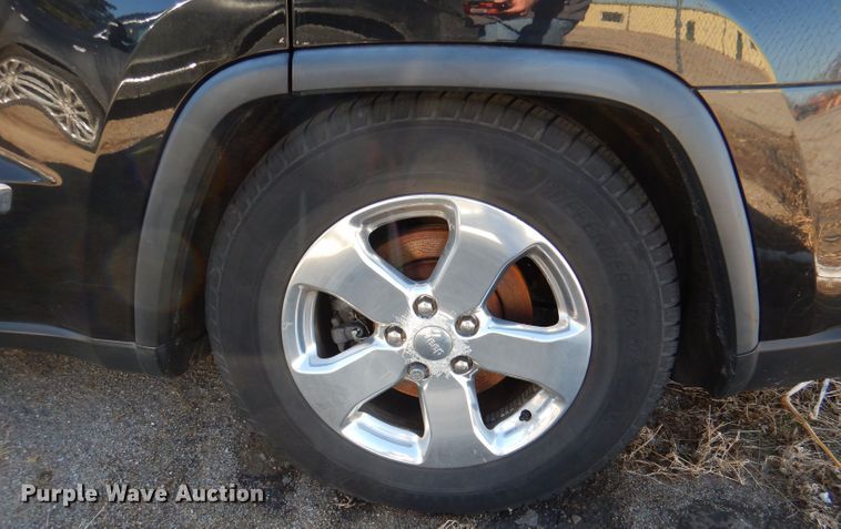 image for item HN9789 2011 Jeep Grand Cherokee  SUV