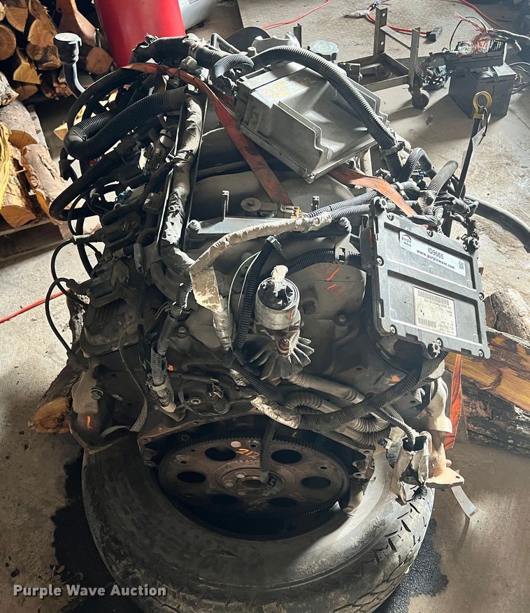 image for item ID9665 2002 Chevrolet  engine