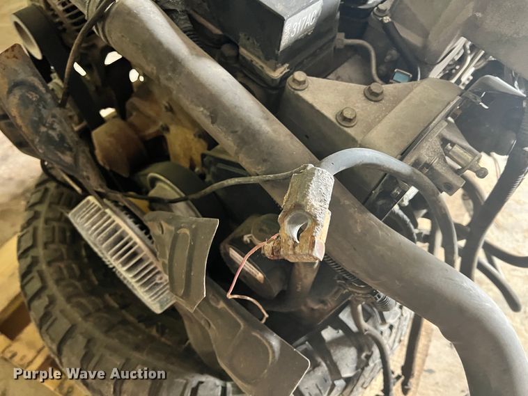 image for item ID9668 2002 Cummins  engine