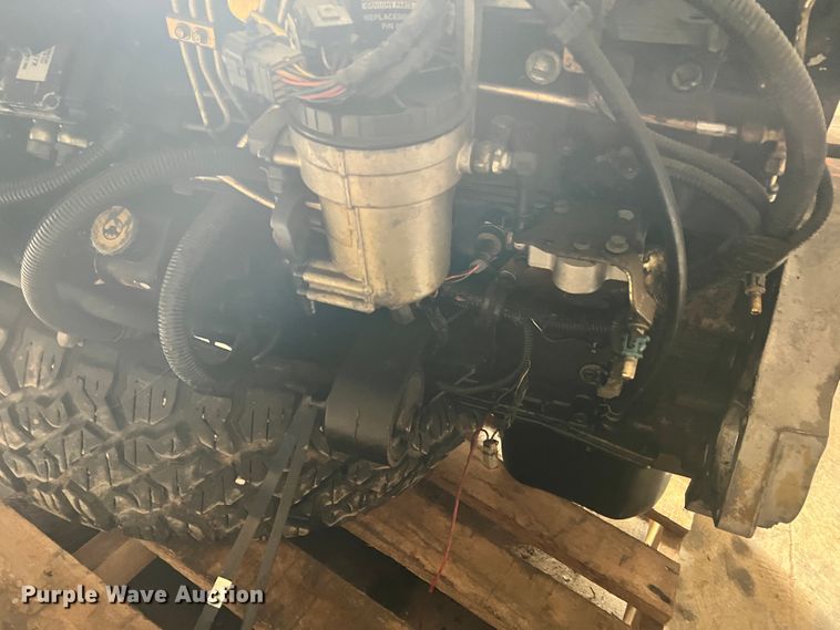 image for item ID9669 2000 Cummins  engine